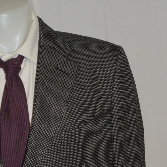 Tom Ford Fit A Gray Nailshead 100% Silk Current Two Button Sport Coat 44R